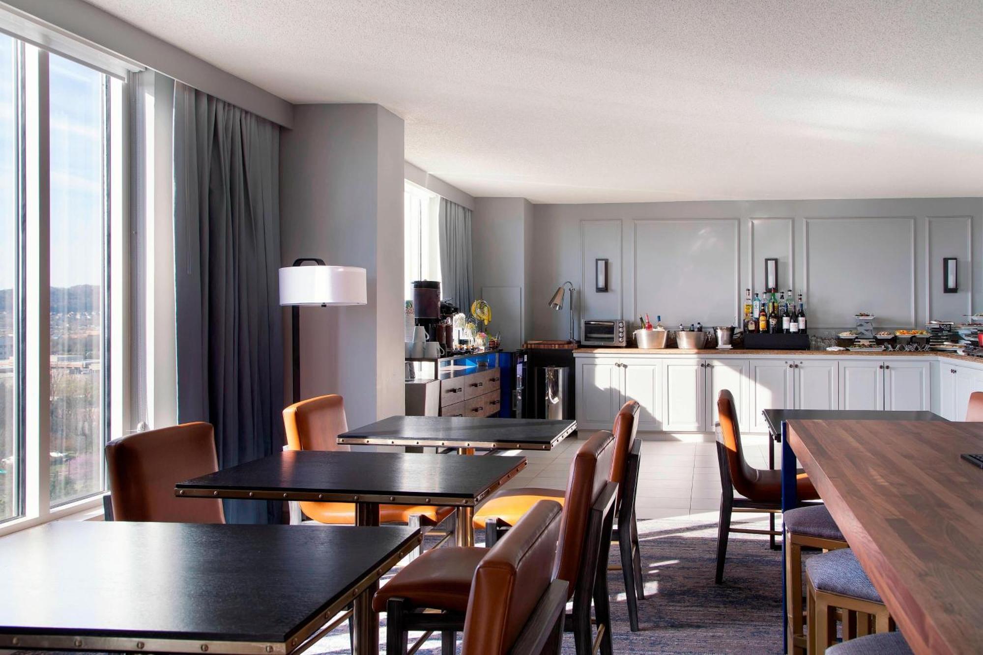 Franklin Marriott Cool Springs Hotell Exteriör bild